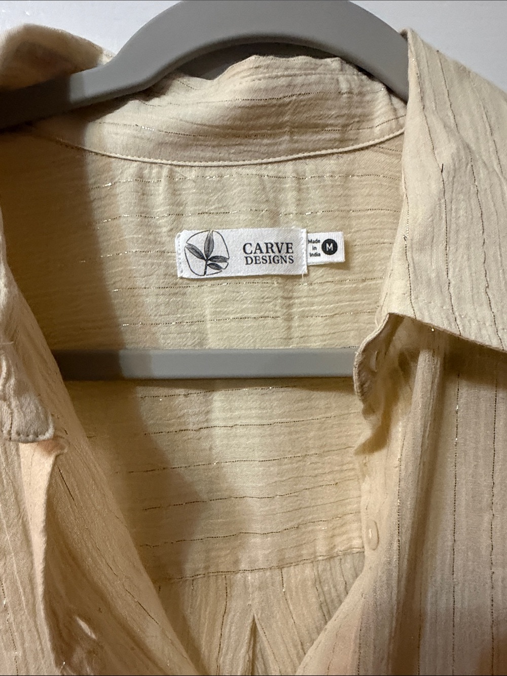 Carve Designs Cream Button-Down Long-Sleeve Shirt - Picture 4 of 10